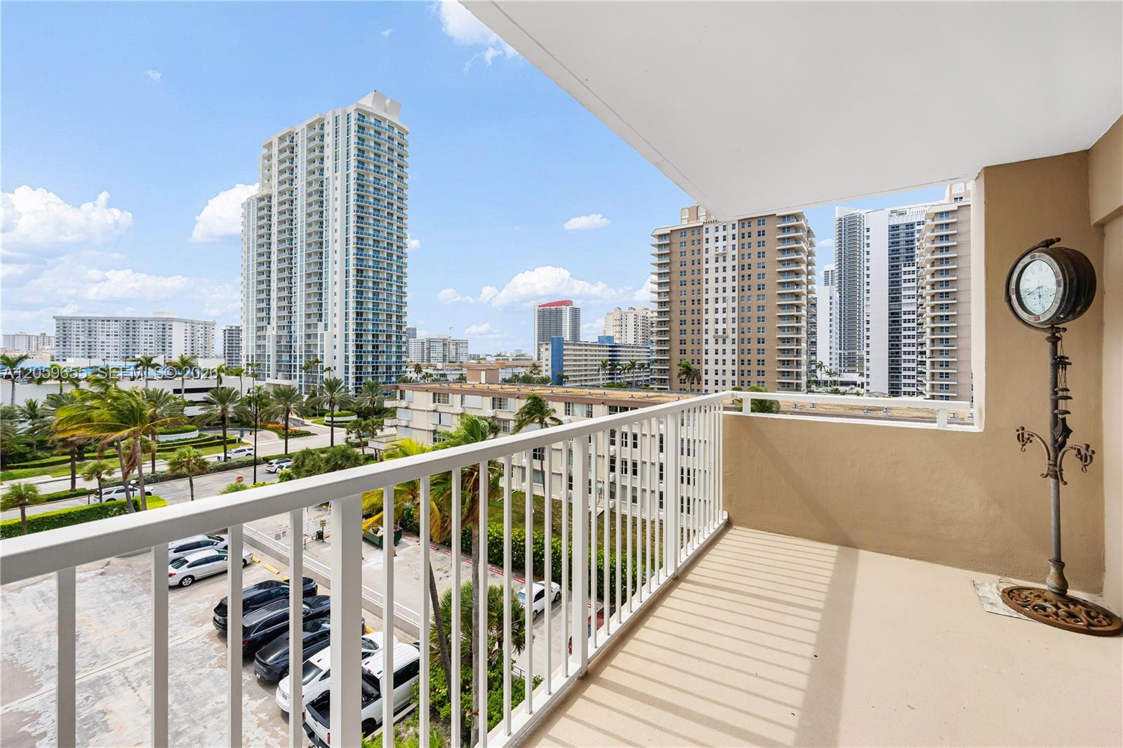 #5F 2 / 2 1340 sq. ft. $ 2026-07-24 0 foto