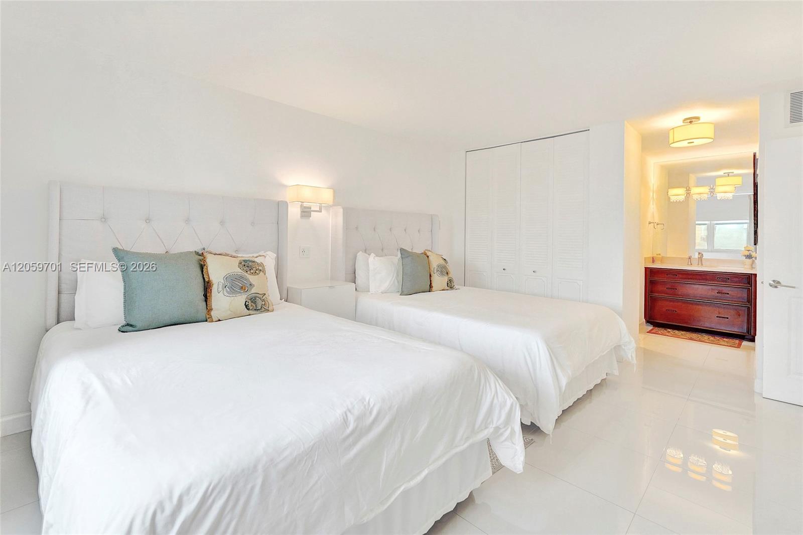 Photo of 2201 Ocean Dr  #604, Hollywood, Florida, 33019 - 