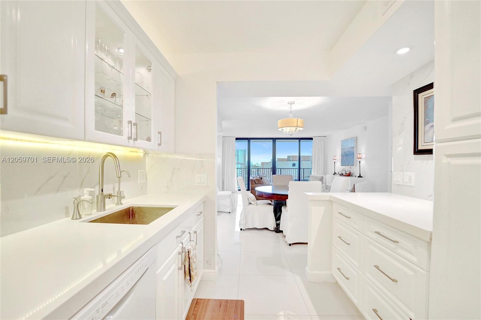 Photo of 2201 Ocean Dr  #604, Hollywood, Florida, 33019 - 