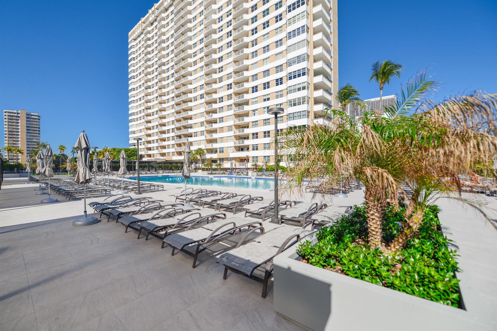 See details 8p 2 / 2 1380 sq. ft. $ 2026-08-28 0 Photo