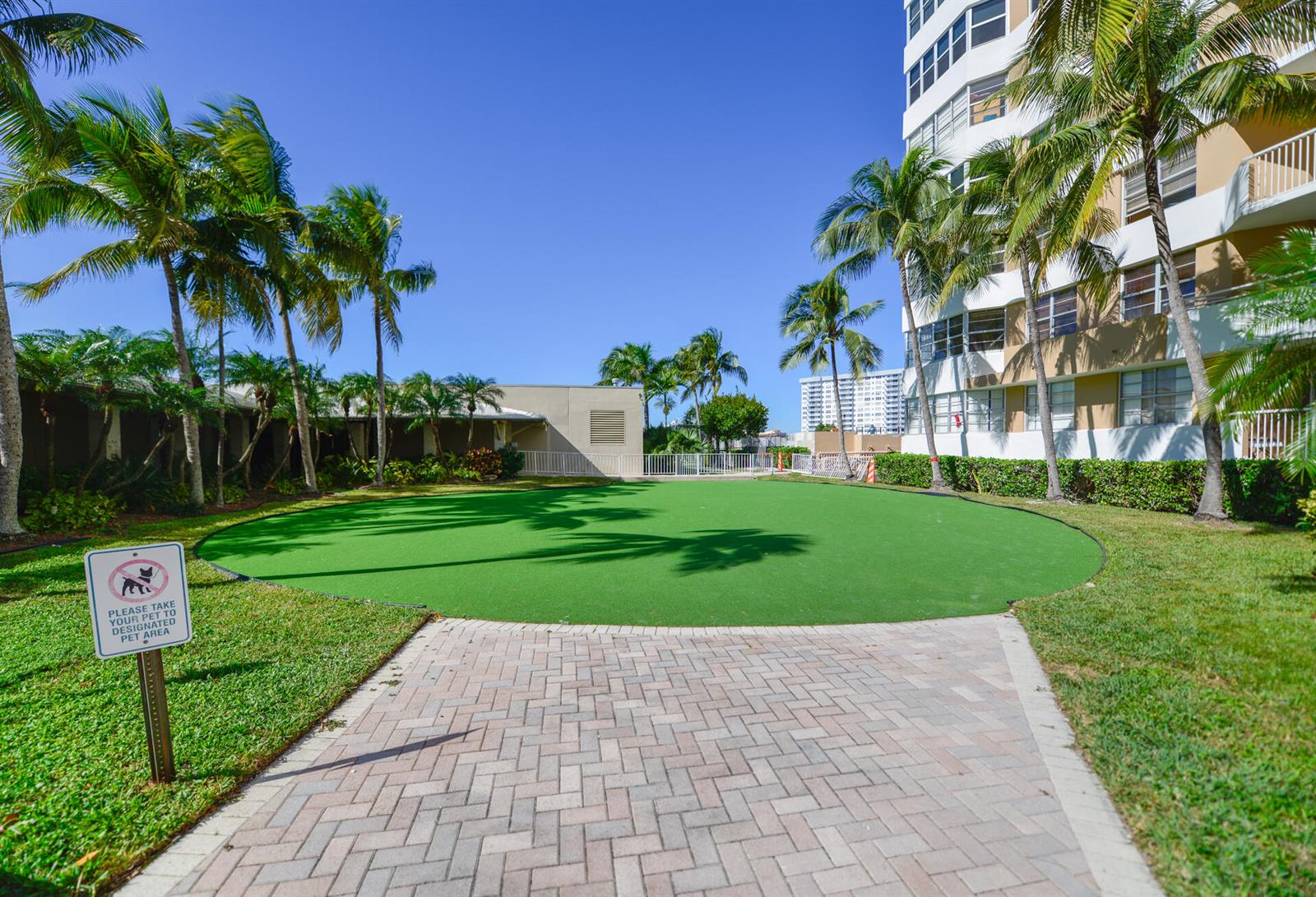 See details 8p 2 / 2 1380 sq. ft. $ 2026-08-28 0 Photo