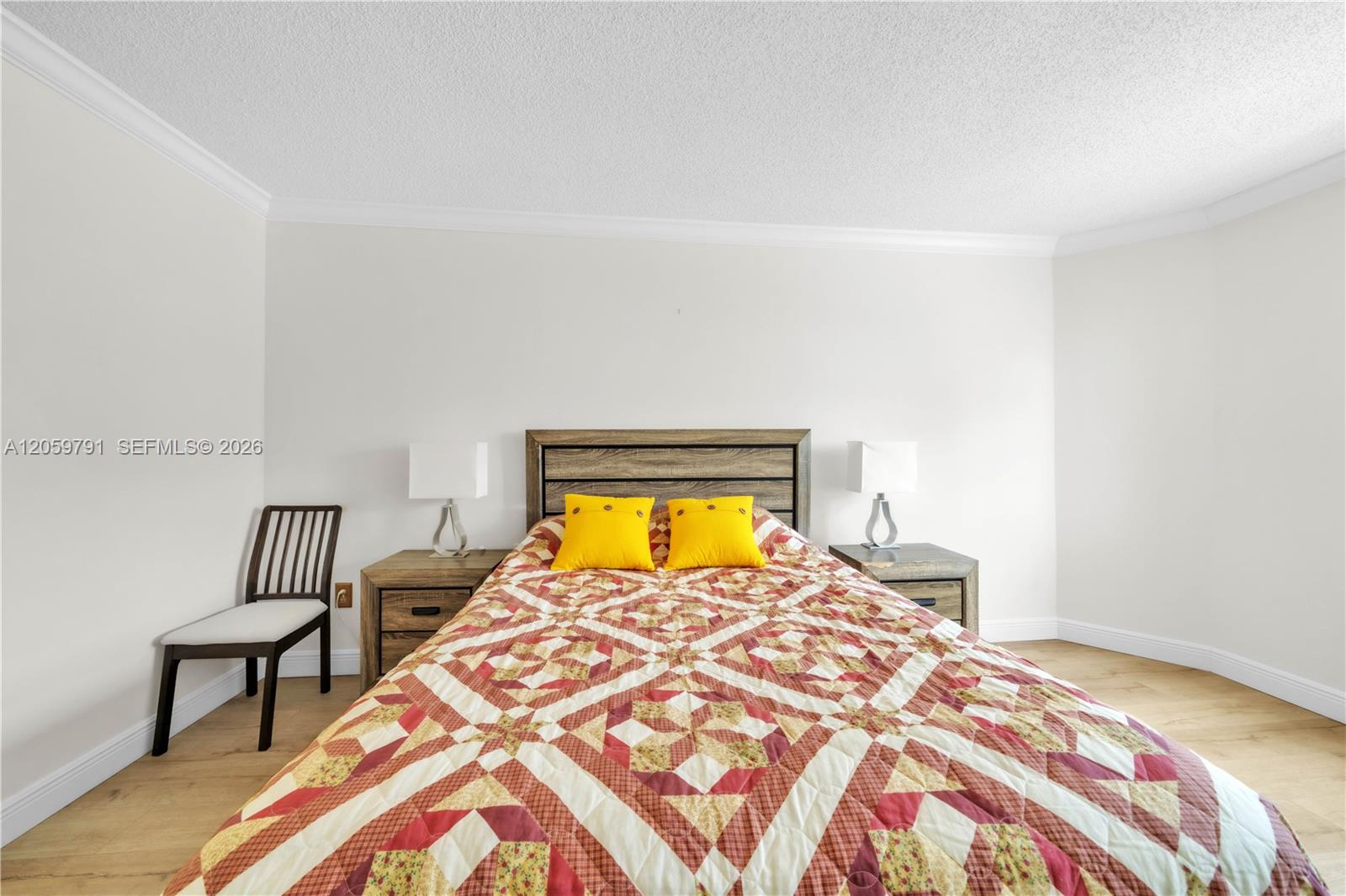 Ver detalles 6p 2 / 2 1380 sq. ft. $ 2026-07-25 0 foto