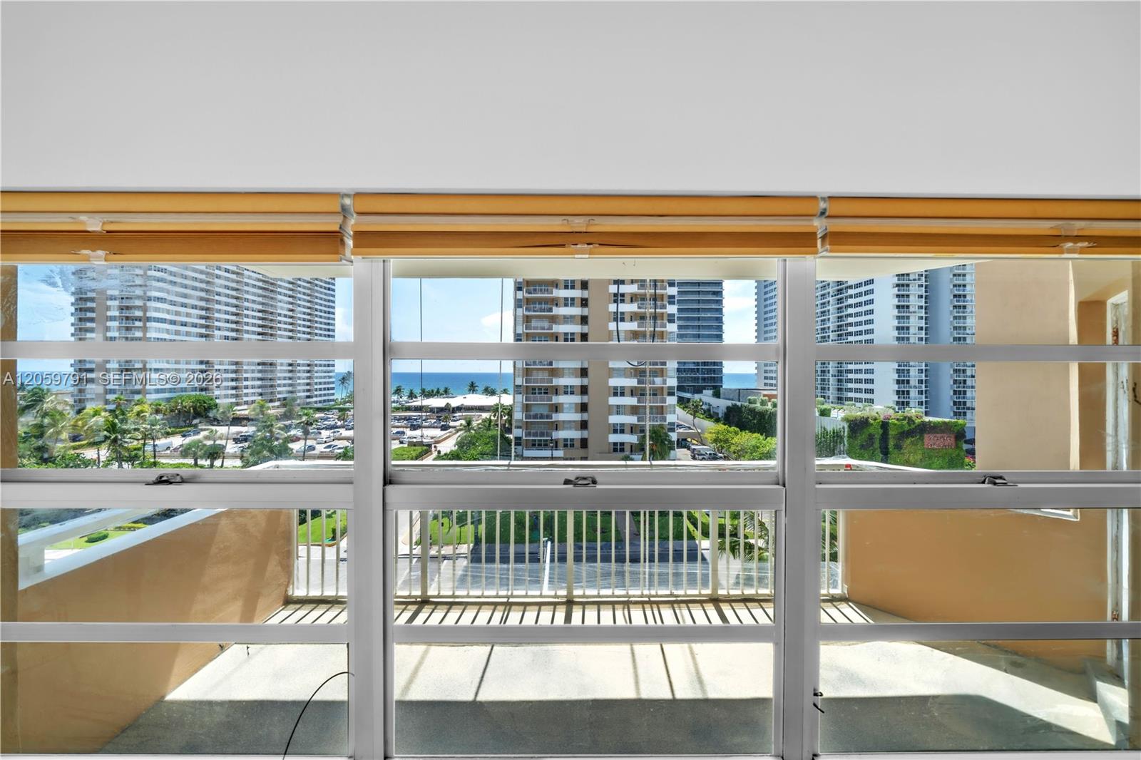 Ver detalles 6p 2 / 2 1380 sq. ft. $ 2026-07-25 0 foto