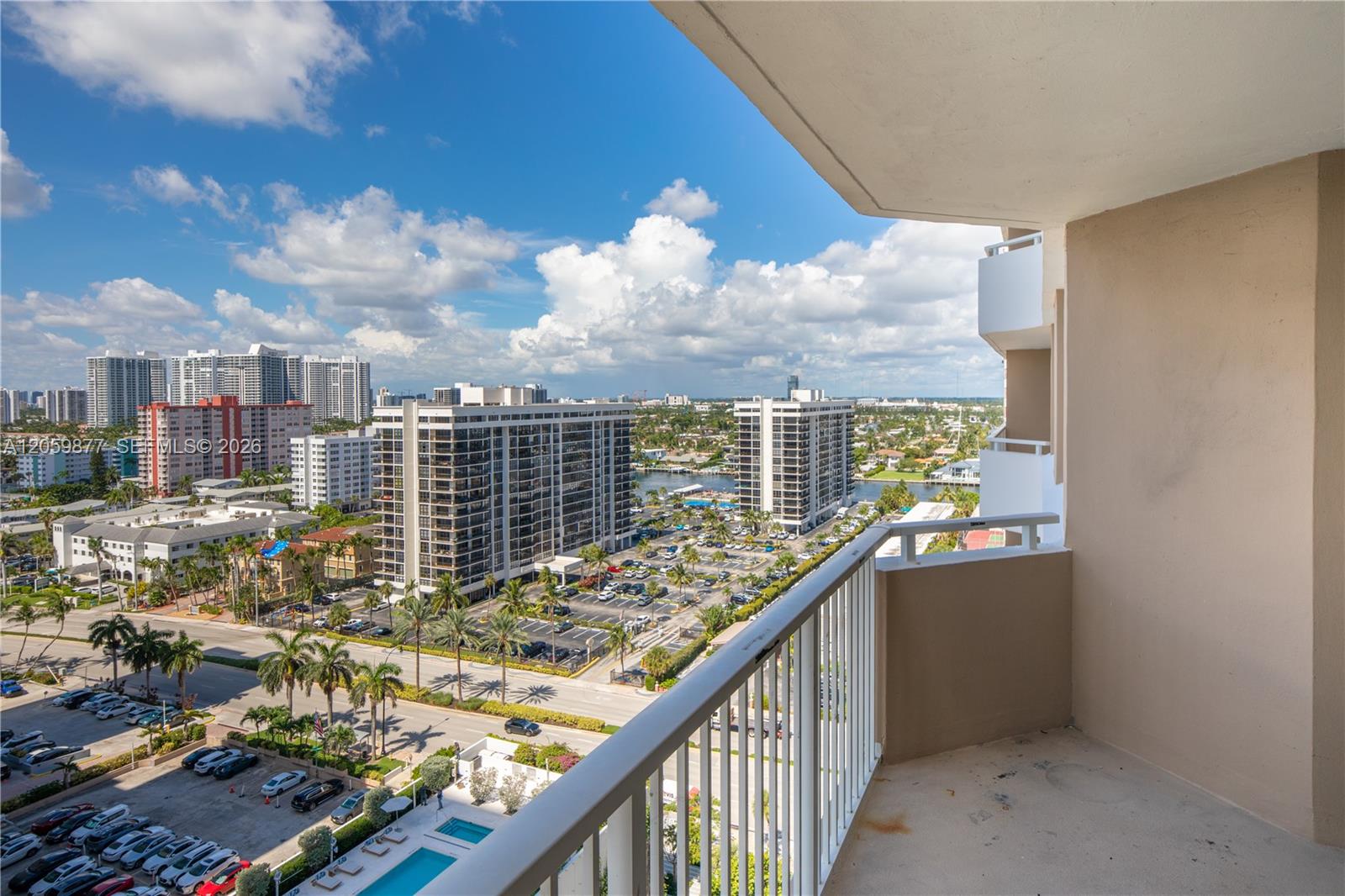 See details 16A 1 / 2 870 sq. ft. $ 2026-07-25 0 Photo