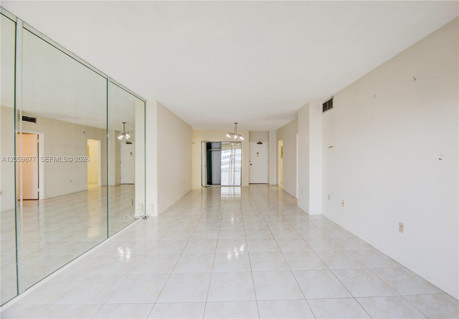 16A 1 / 2 870 sq. ft. $ 2026-07-25 0 Photo
