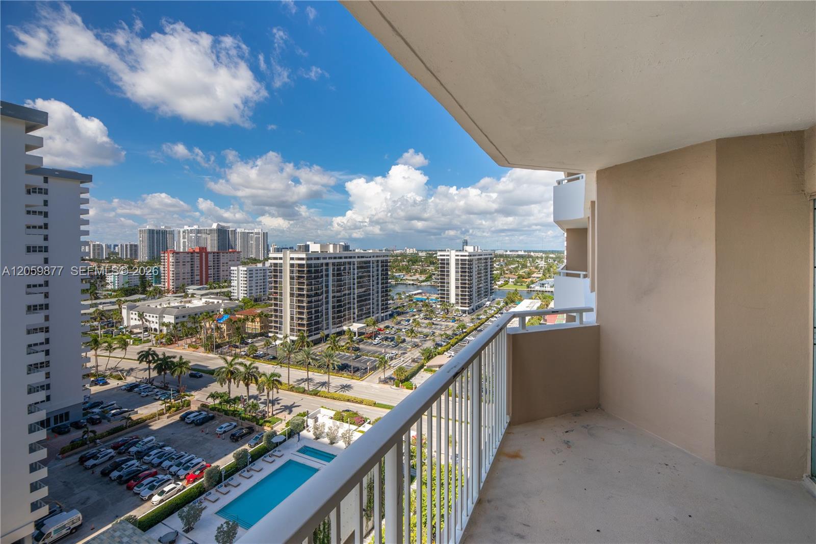 16A 1 / 2 870 sq. ft. $ 2026-07-25 0 Photo