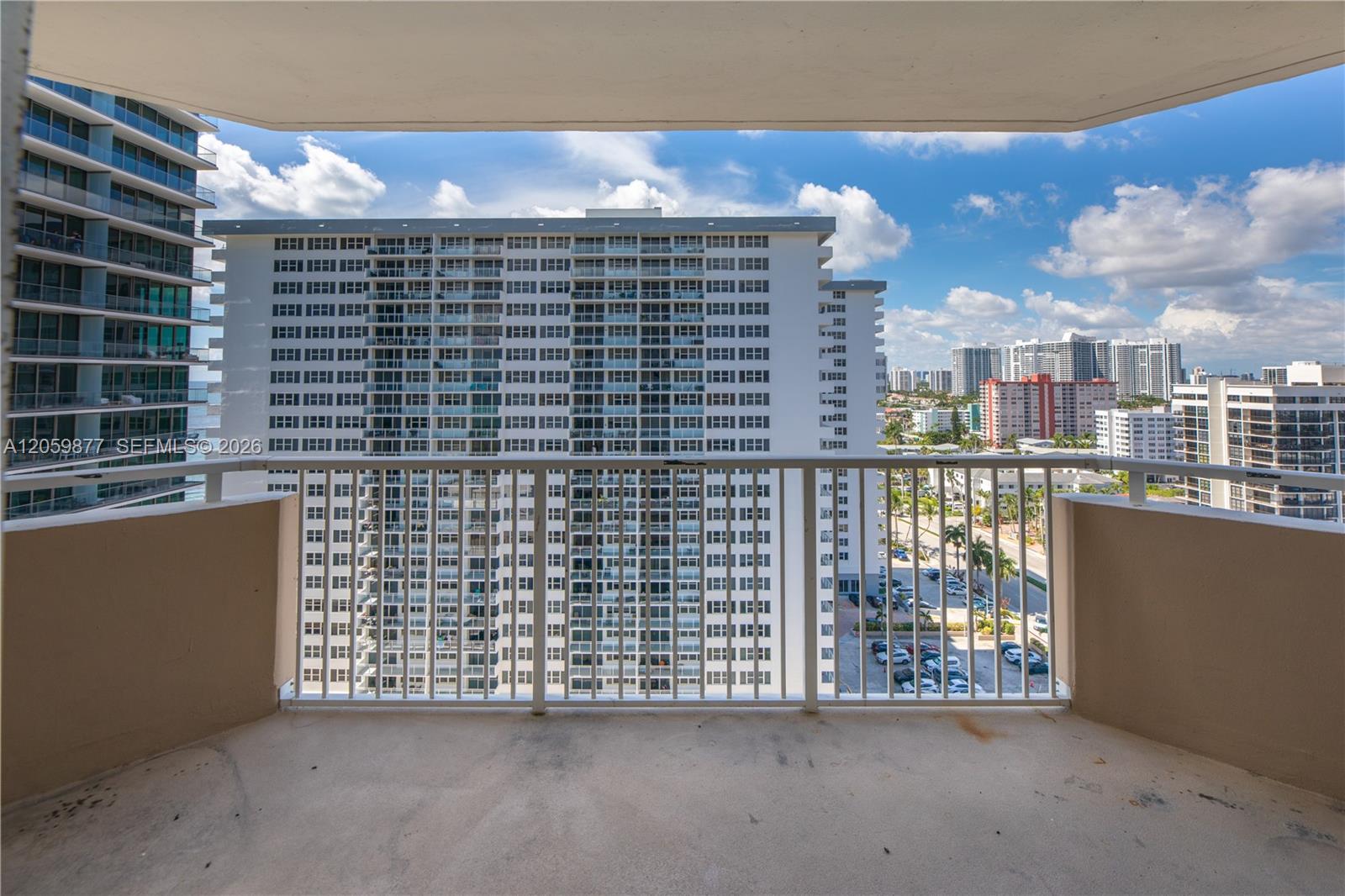 16A 1 / 2 870 sq. ft. $ 2026-07-25 0 Photo
