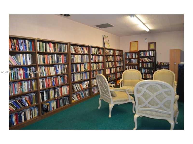 16A 1 / 2 870 sq. ft. $ 2026-07-25 0 Photo