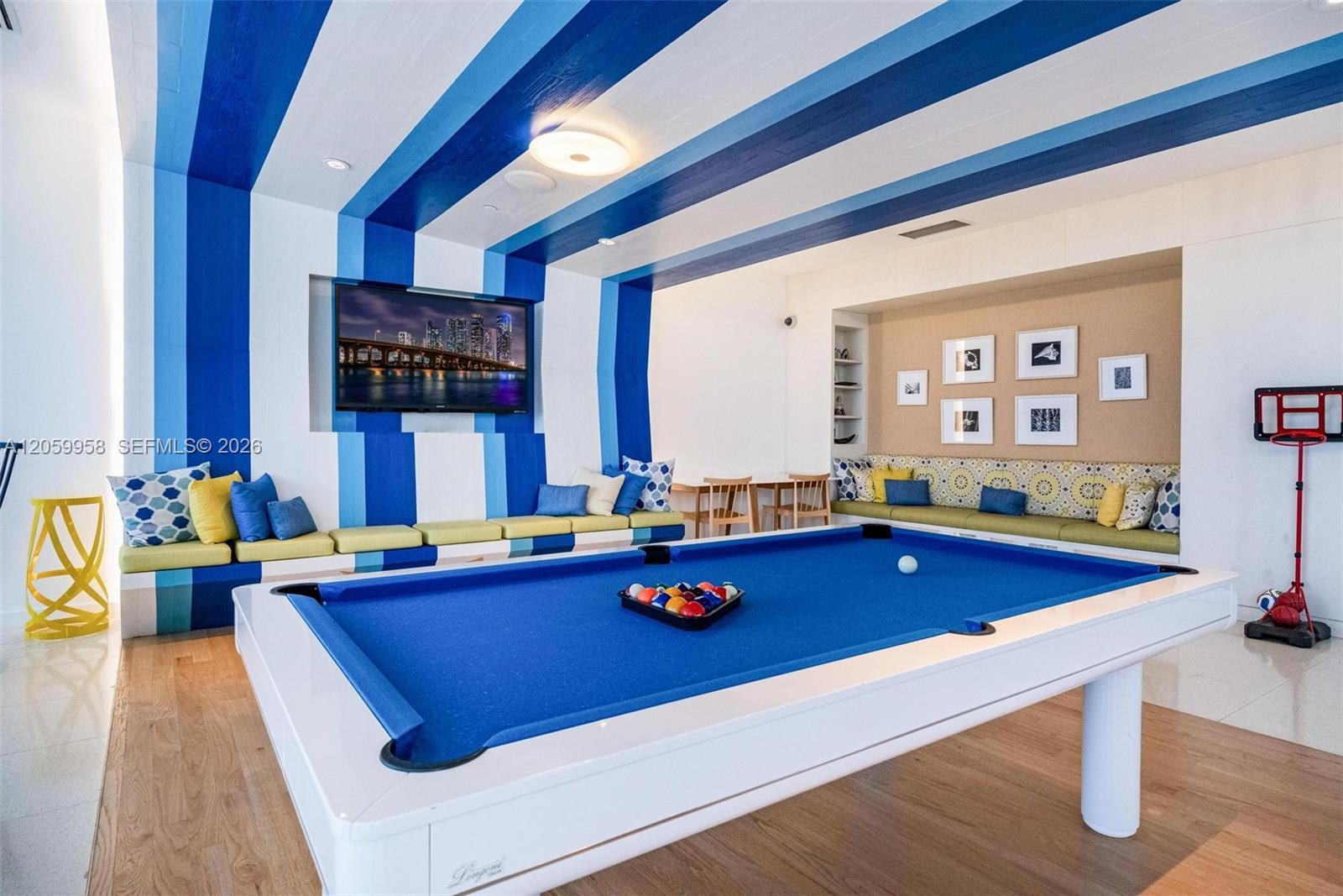 Photo of 3951 Ocean Dr  #402, Hollywood, Florida, 33019 - 