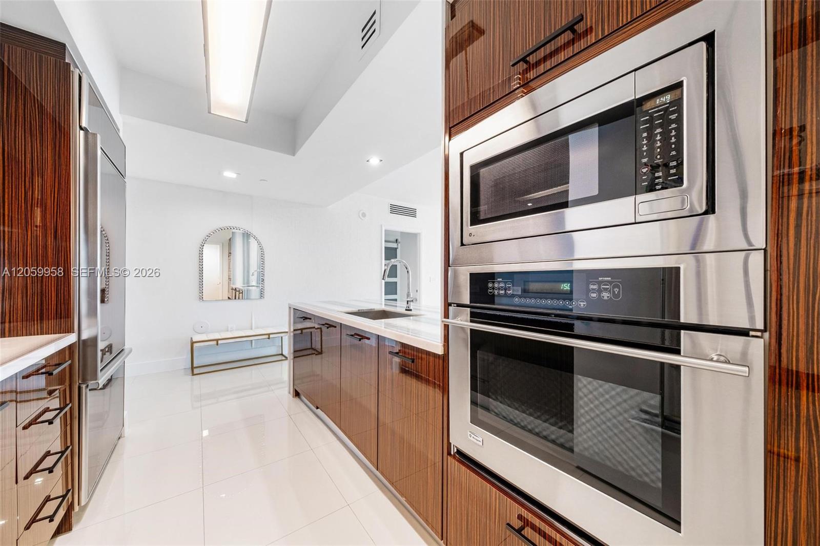 Photo of 3951 Ocean Dr  #402, Hollywood, Florida, 33019 - 