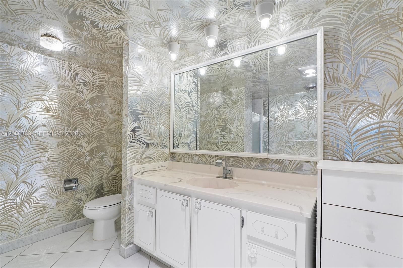 Photo of 1865 Ocean Dr  #11J, Hallandale Beach, Florida, 33009 - 