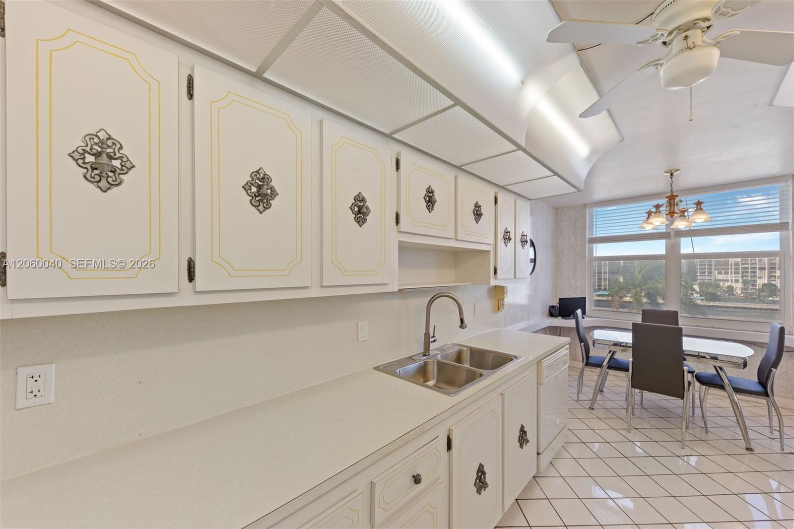Photo of 2751 Ocean Dr  #501N, Hollywood, Florida, 33019 - 