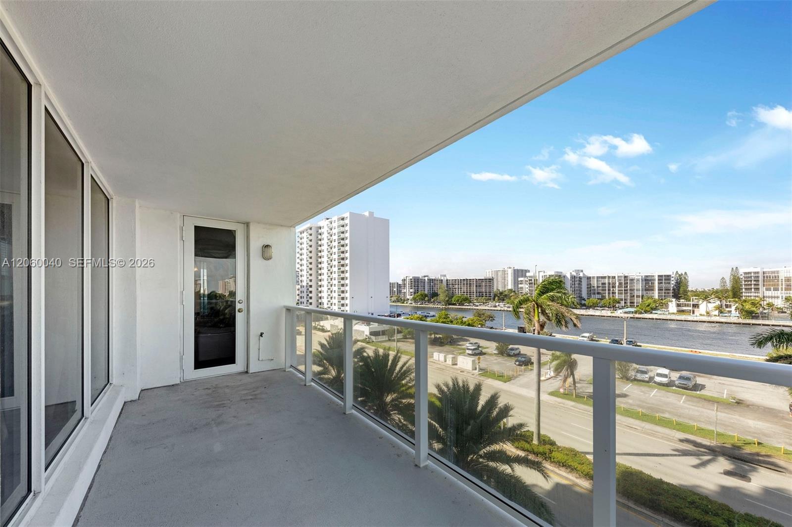 Photo of 2751 Ocean Dr  #501N, Hollywood, Florida, 33019 - 