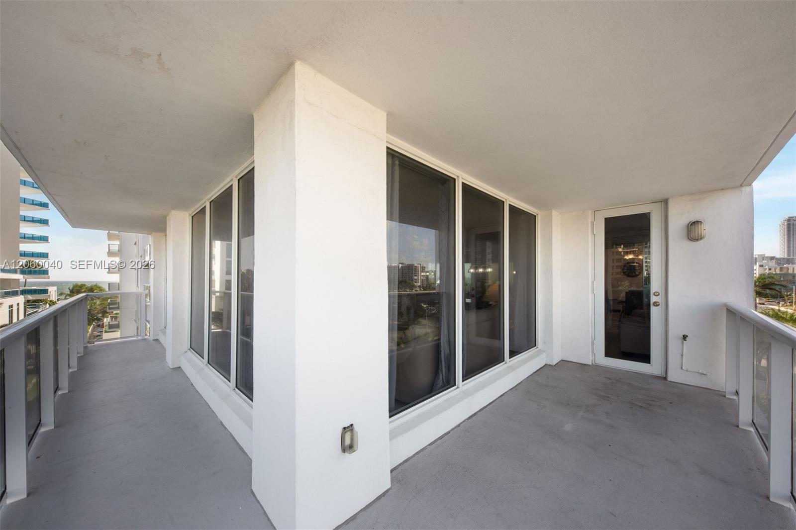 Photo of 2751 Ocean Dr  #501N, Hollywood, Florida, 33019 - 
