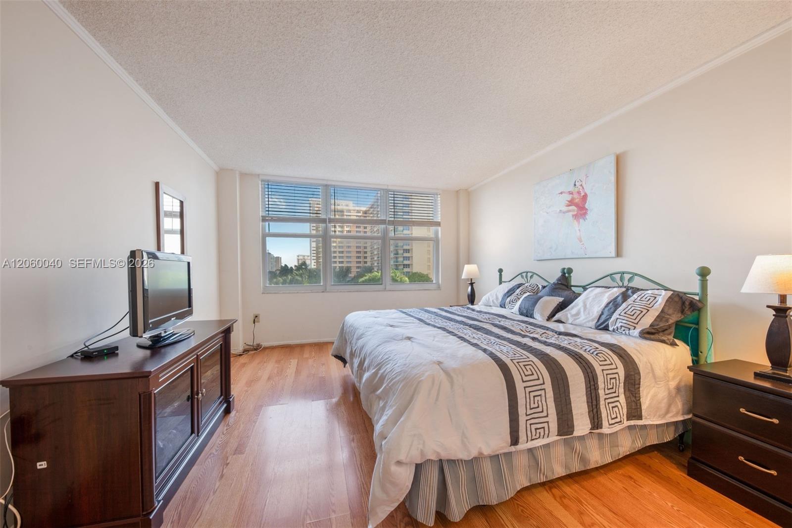 Photo of 2751 Ocean Dr  #501N, Hollywood, Florida, 33019 - 