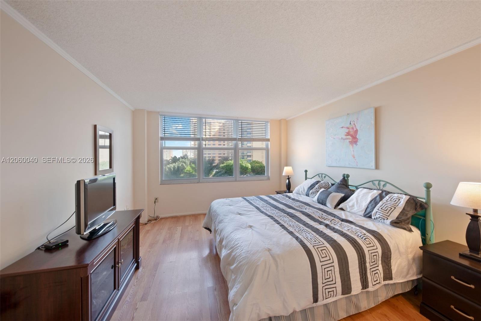Photo of 2751 Ocean Dr  #501N, Hollywood, Florida, 33019 - 