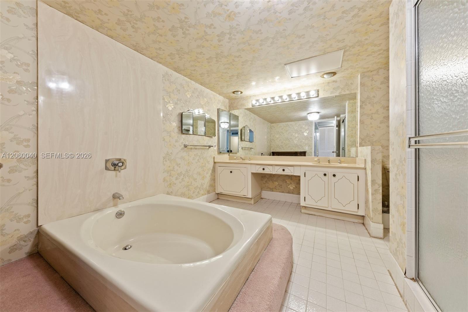 Photo of 2751 Ocean Dr  #501N, Hollywood, Florida, 33019 - 