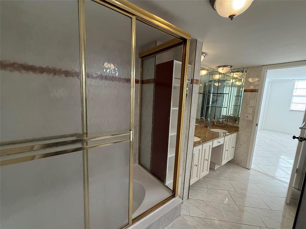 Photo of 1833 OCEAN  #808, Hallandale Beach, Florida, 33009 - 07
