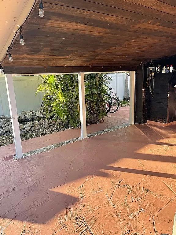 8950 3 / 2 2490 sq. ft. $ 2026-07-26 0 Photo