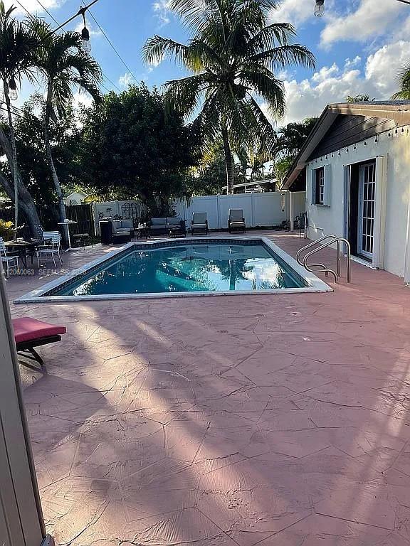 8950 3 / 2 2490 sq. ft. $ 2026-07-26 0 Photo