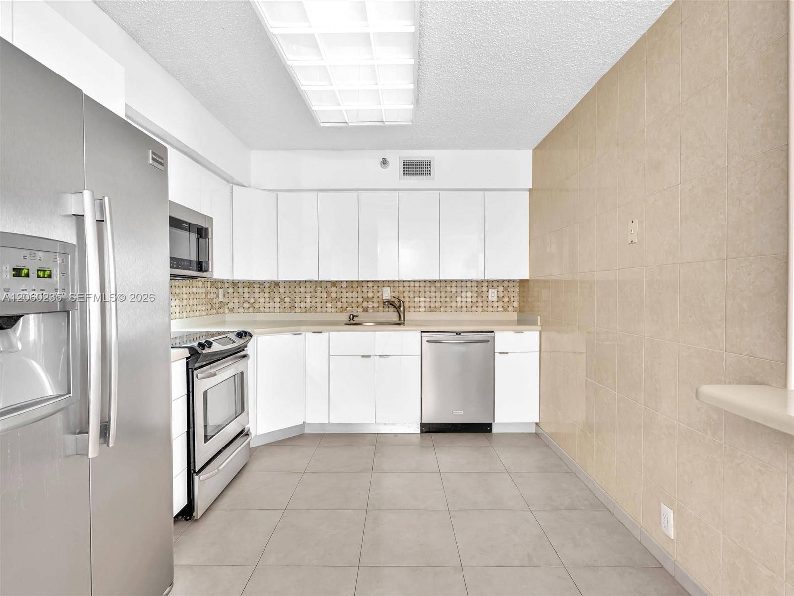 Photo of 3530 Mystic Pointe Dr  #1004, Aventura, Florida, 33180 - 