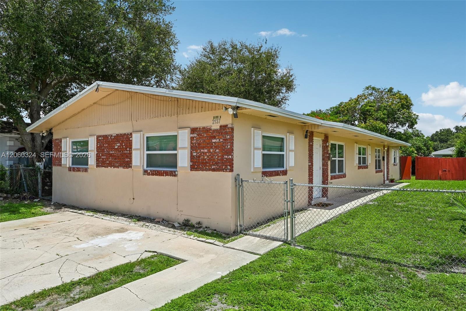   /  1890 sq. ft. $ 2026-07-27 0 foto