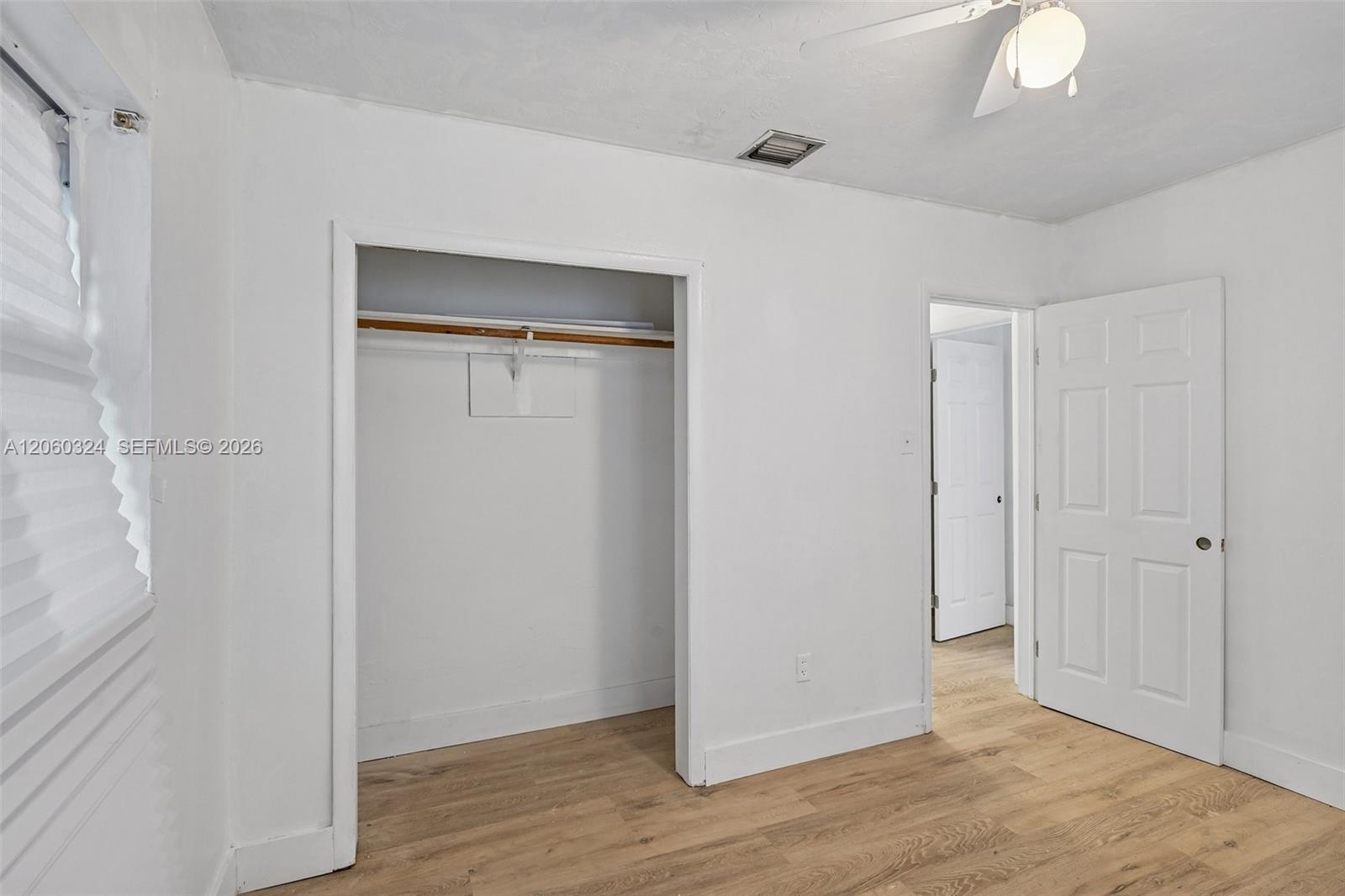   /  1890 sq. ft. $ 2026-07-27 0 foto