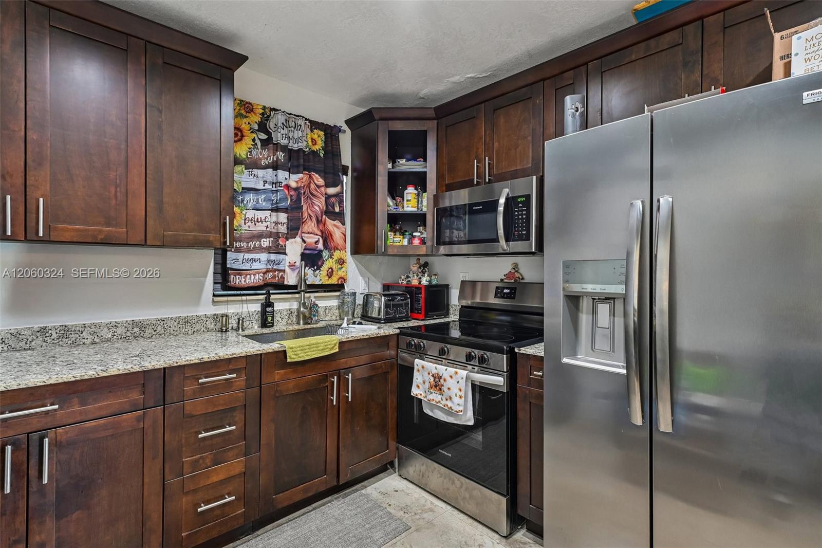   /  1890 sq. ft. $ 2026-07-27 0 foto