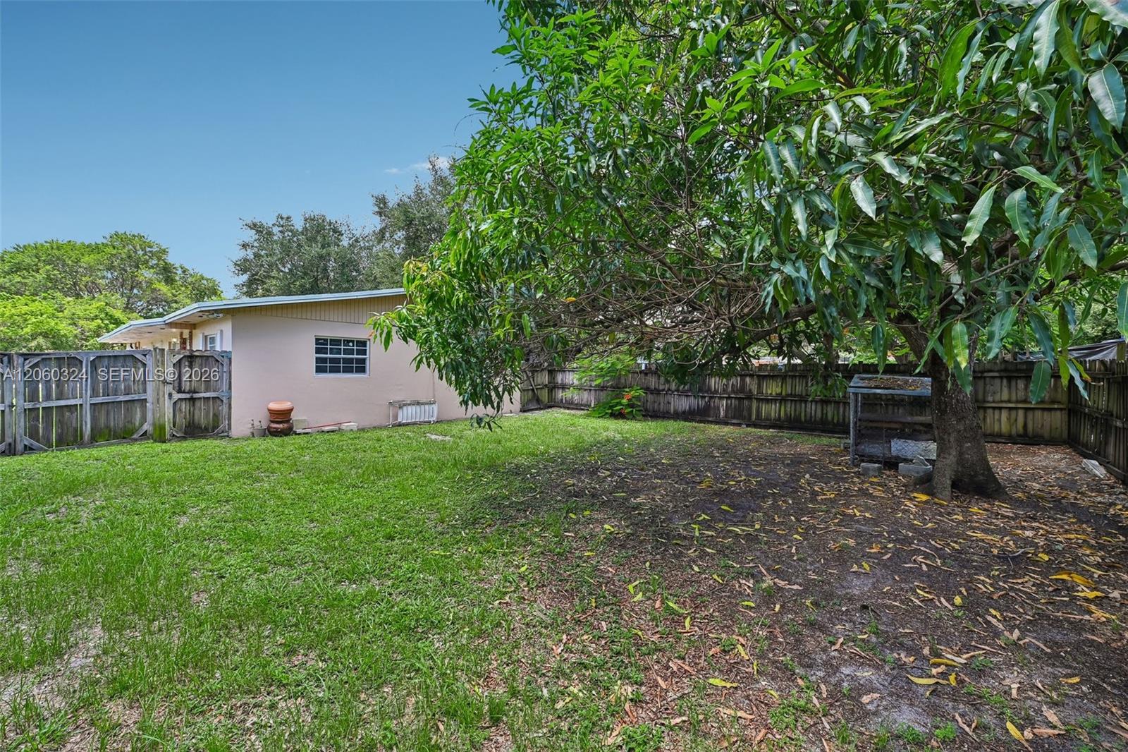   /  1890 sq. ft. $ 2026-07-27 0 foto