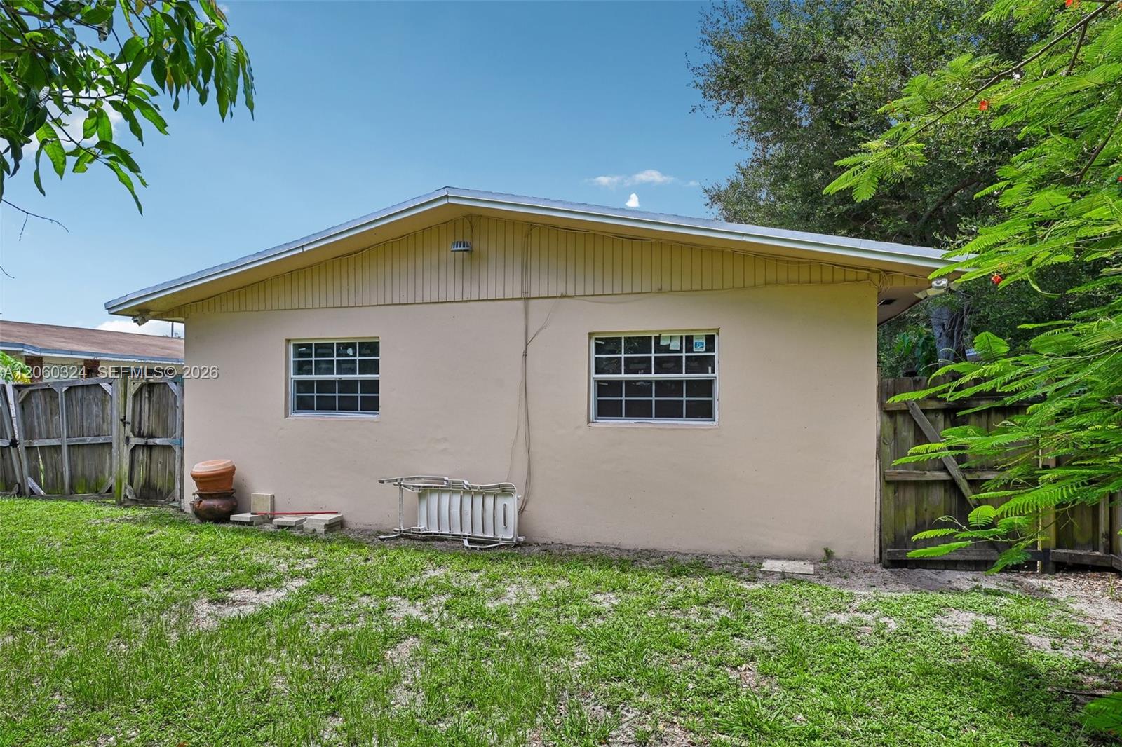   /  1890 sq. ft. $ 2026-07-27 0 foto