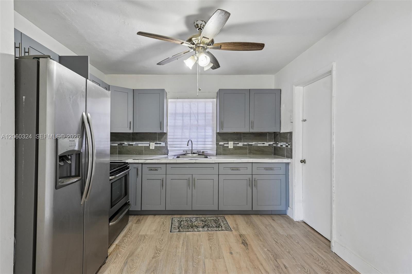   /  1890 sq. ft. $ 2026-07-27 0 foto
