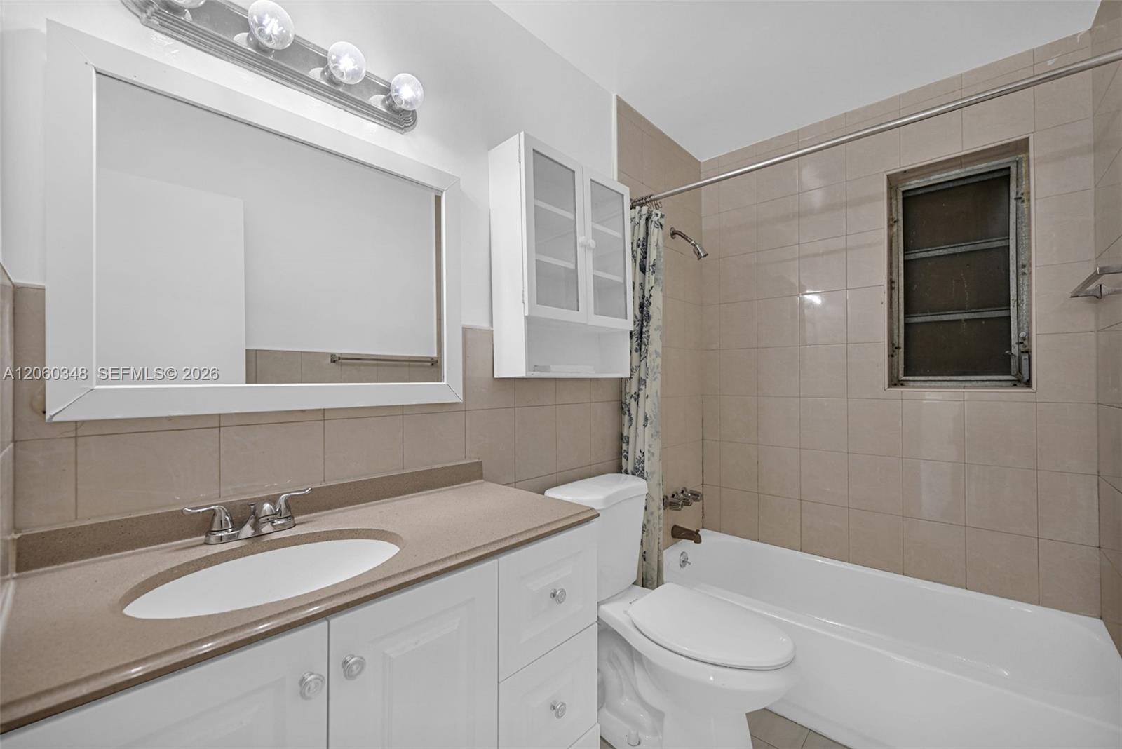   /  2124 sq. ft. $ 2026-07-27 0 foto