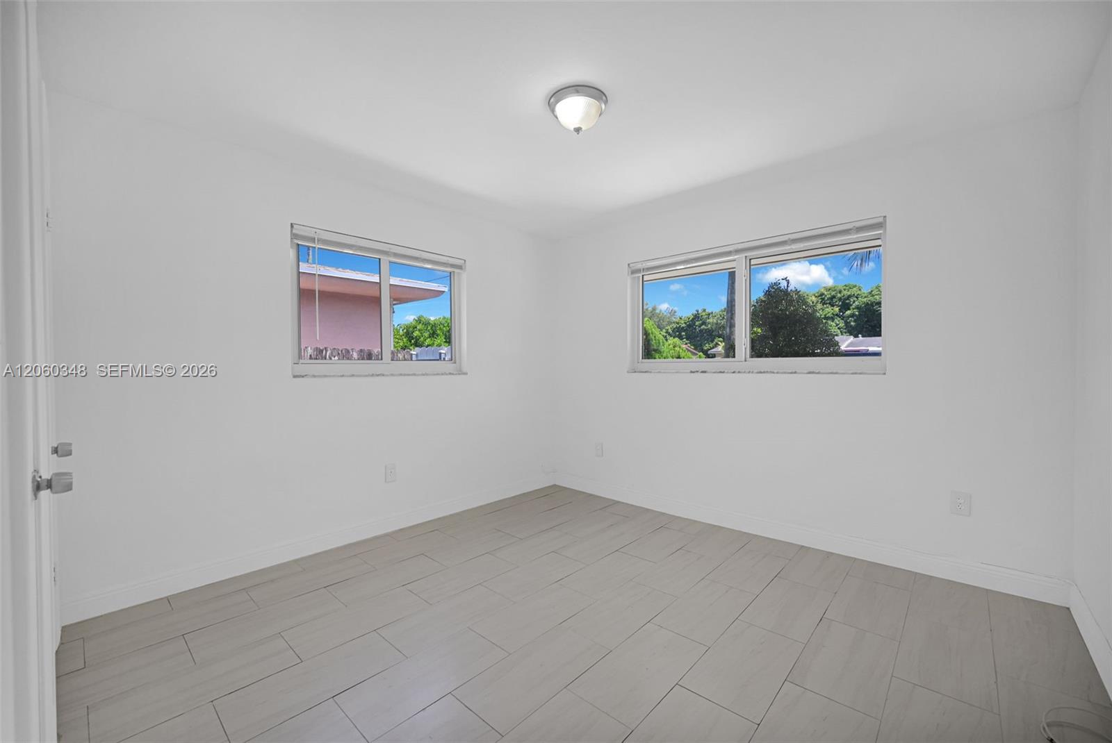  /  2124 sq. ft. $ 2026-07-27 0 foto