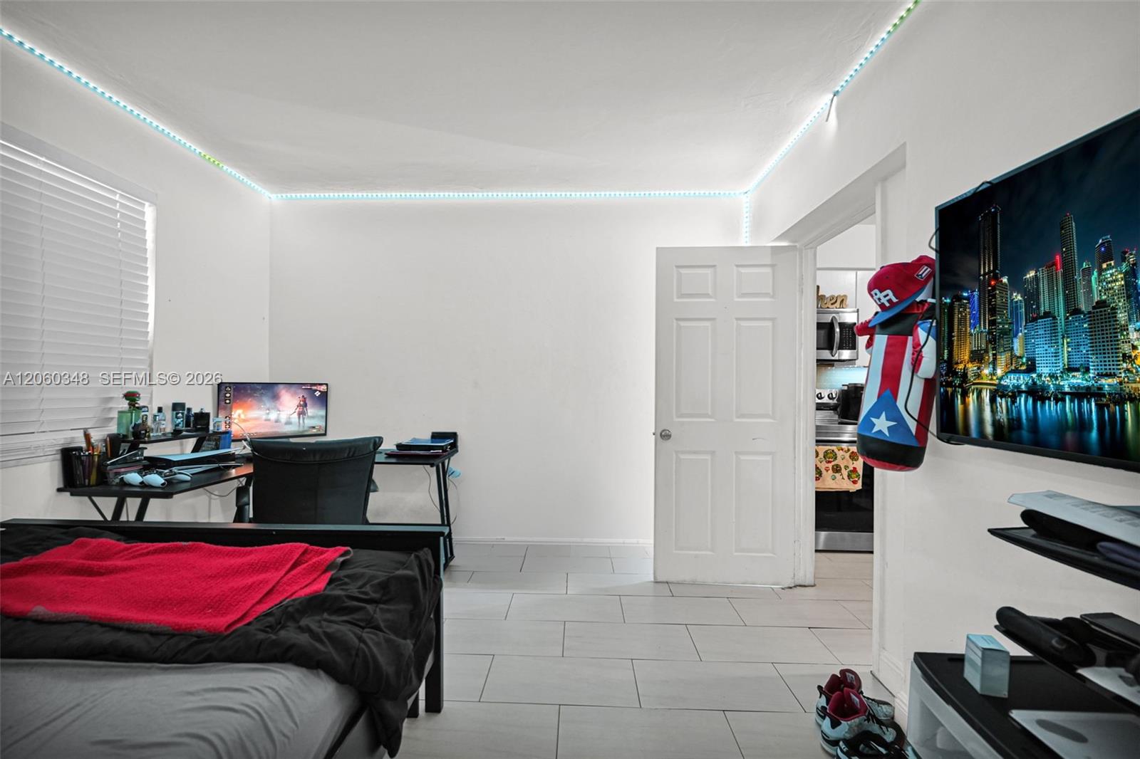   /  2124 sq. ft. $ 2026-07-27 0 foto