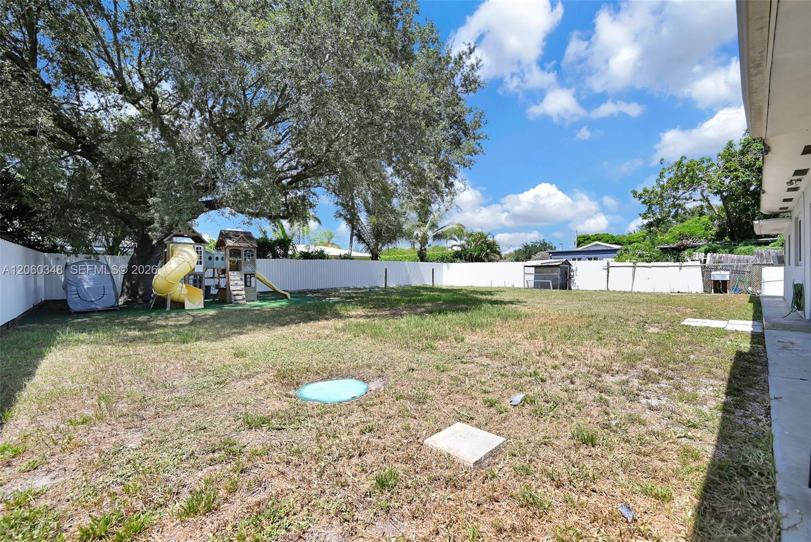   /  2124 sq. ft. $ 2026-07-27 0 foto