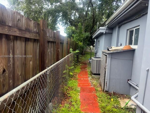 See details 149 2 / 2 1290 sq. ft. $ 2026-07-27 0 Photo