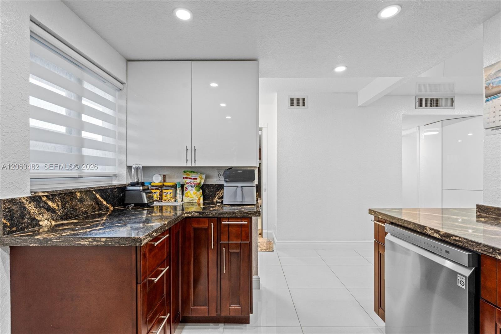 Photo of 301 14th Ave  #207, Hallandale Beach, Florida, 33009 - 