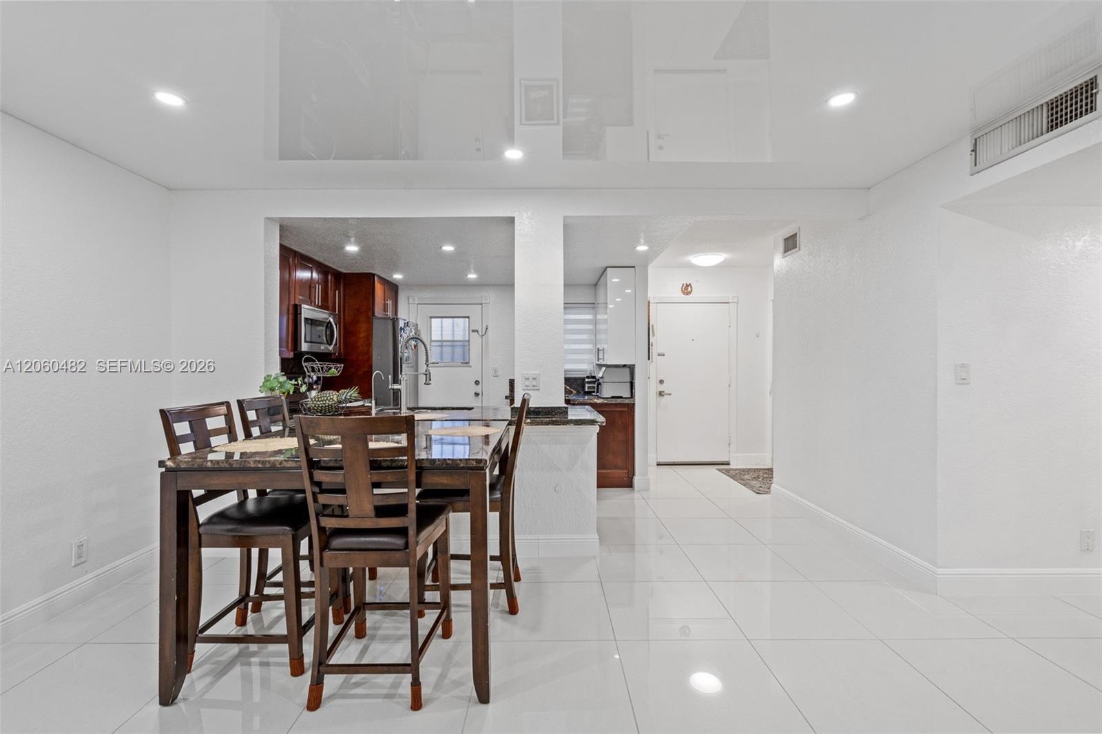 Photo of 301 14th Ave  #207, Hallandale Beach, Florida, 33009 - 