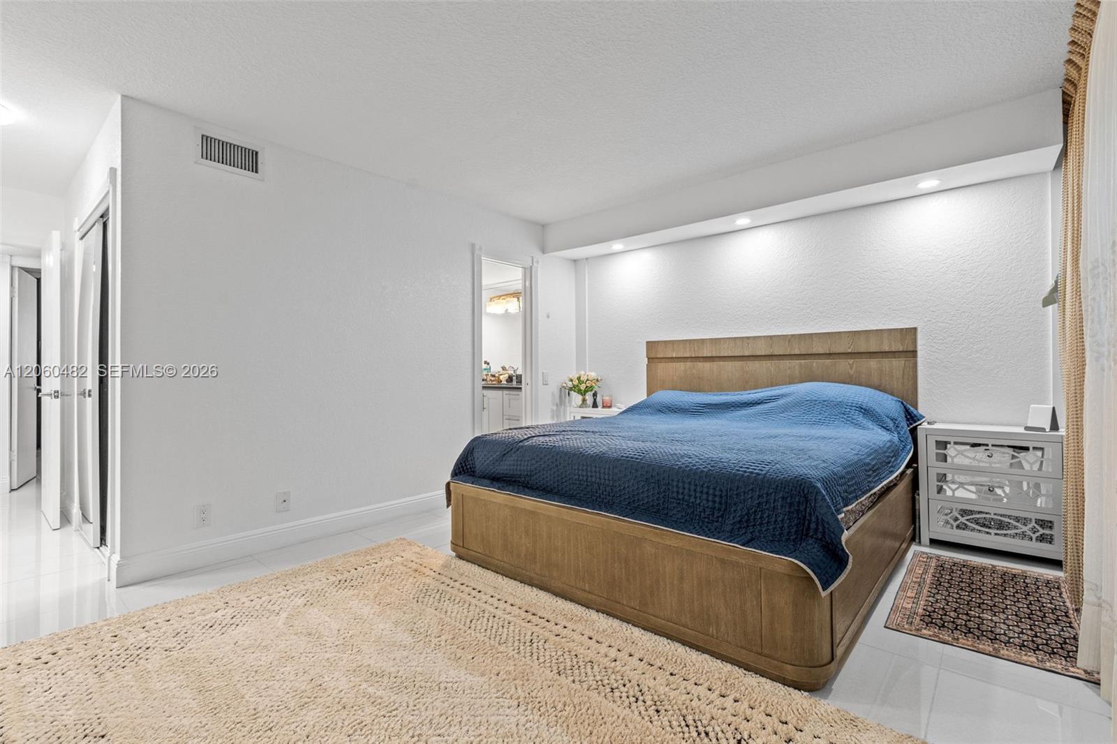 Photo of 301 14th Ave  #207, Hallandale Beach, Florida, 33009 - 
