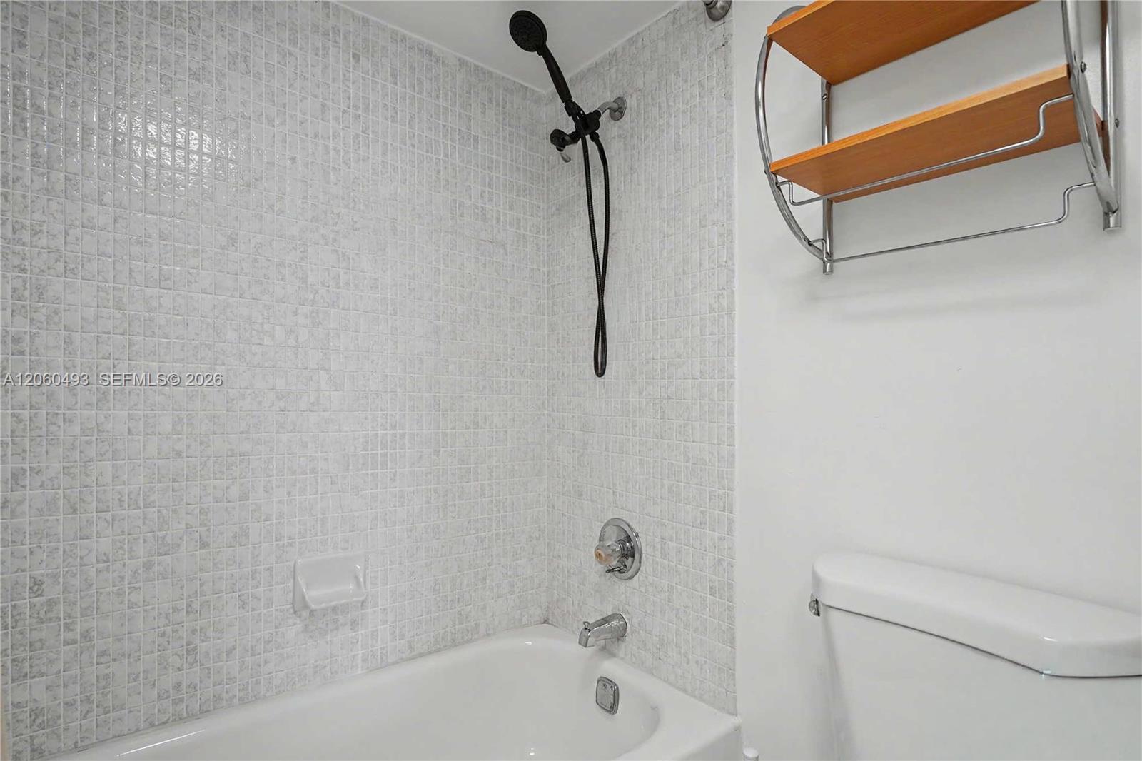 Photo of 20335 Country Club Dr  #1702, Aventura, Florida, 33180 - 
