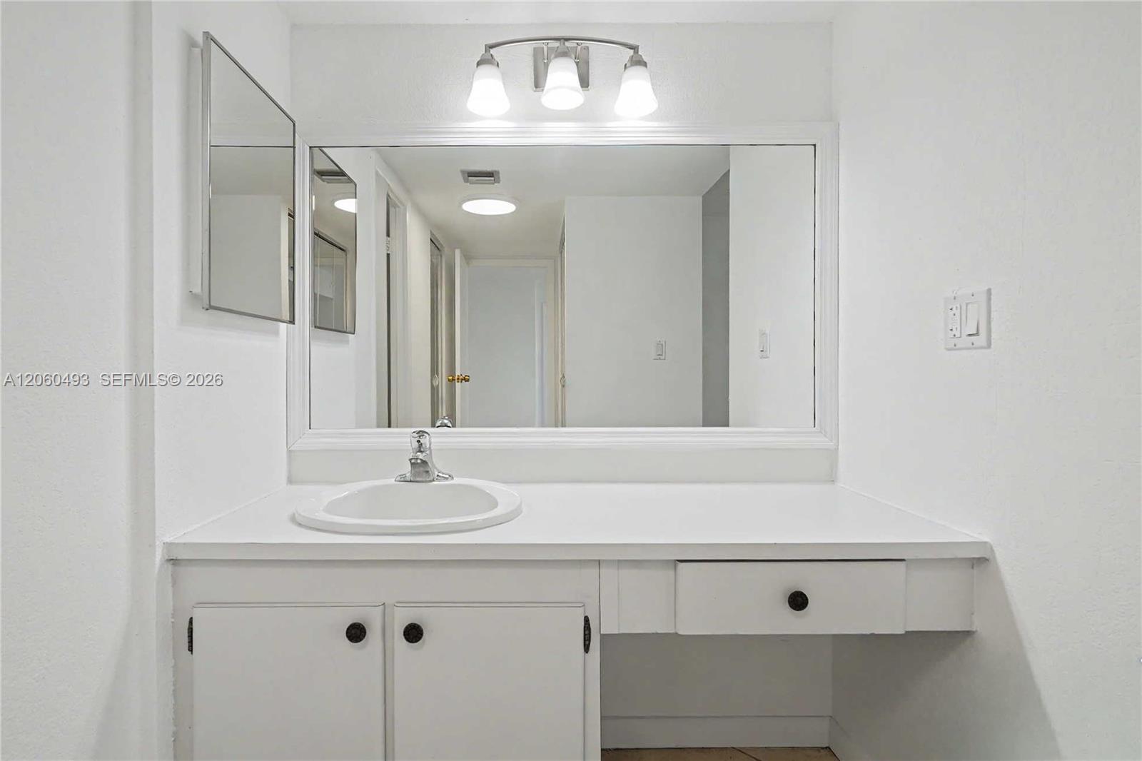 Photo of 20335 Country Club Dr  #1702, Aventura, Florida, 33180 - 