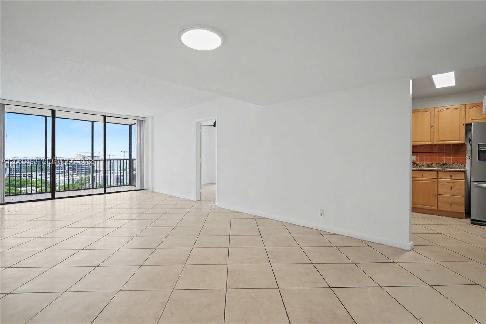 Photo of 20335 Country Club Dr  #1702, Aventura, Florida, 33180 - 