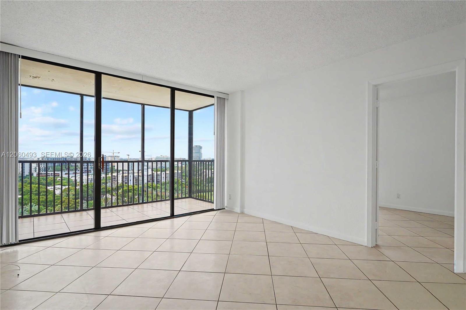 Photo of 20335 Country Club Dr  #1702, Aventura, Florida, 33180 - 