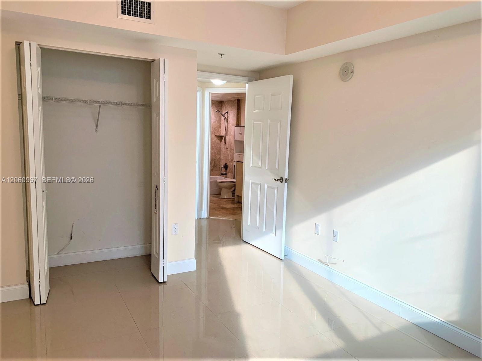 Фото 1745 Hallandale Beach Blvd #1606W, Hallandale Beach, Florida, 33009 -