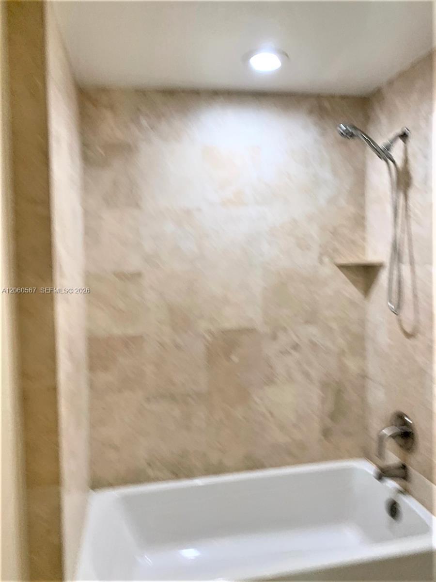 Фото 1745 Hallandale Beach Blvd #1606W, Hallandale Beach, Florida, 33009 -