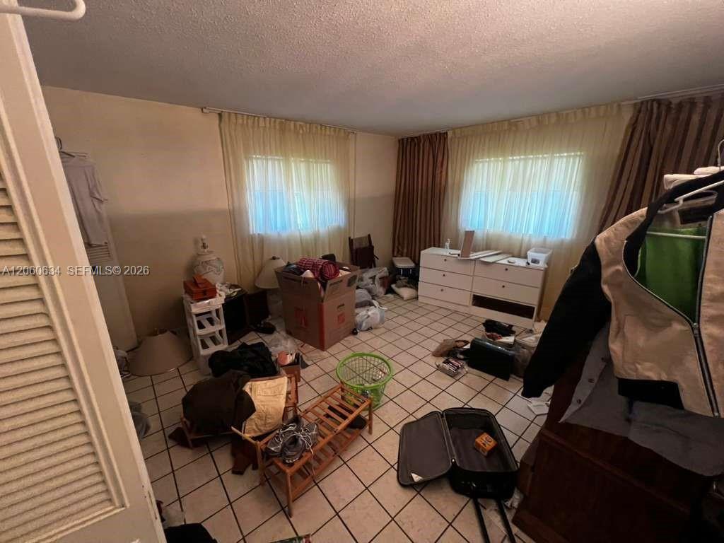 See details 7516 3 / 2 1647 sq. ft. $ 2026-08-21 0 Photo