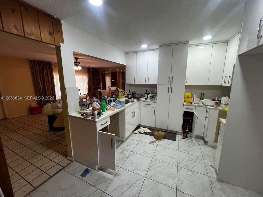 See details 7516 3 / 2 1647 sq. ft. $ 2026-08-21 0 Photo
