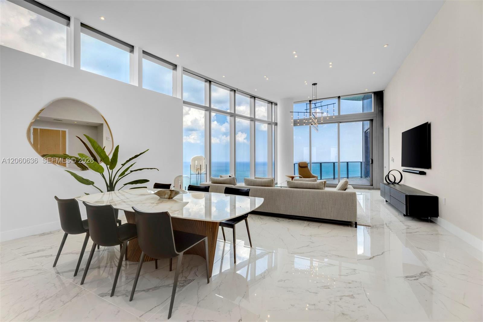 See details 4701 3 / 5 3080 sq. ft. $ 2026-07-27 0 Photo