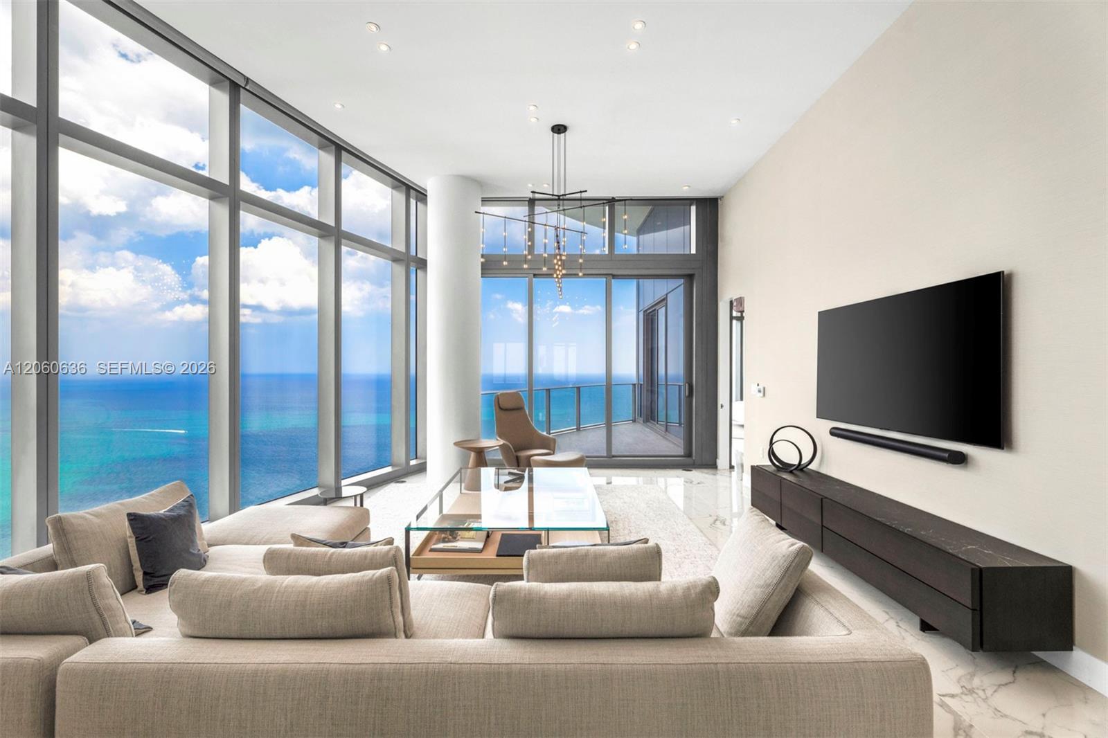 See details 4701 3 / 5 3080 sq. ft. $ 2026-07-27 0 Photo