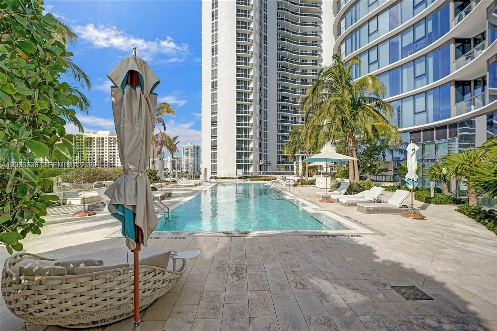 See details 4701 3 / 5 3080 sq. ft. $ 2026-07-27 0 Photo